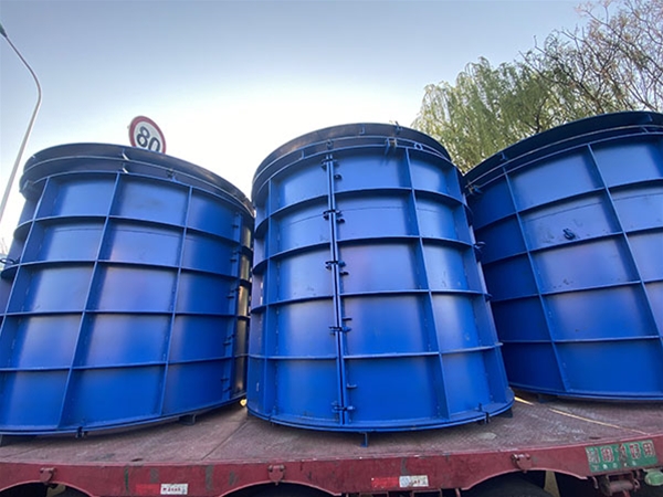 Cement pipe mold
